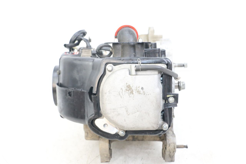 photo de Motor VASTRO STREET X 4T 50 (2016 - 2021) - Zoom sobre los componentes