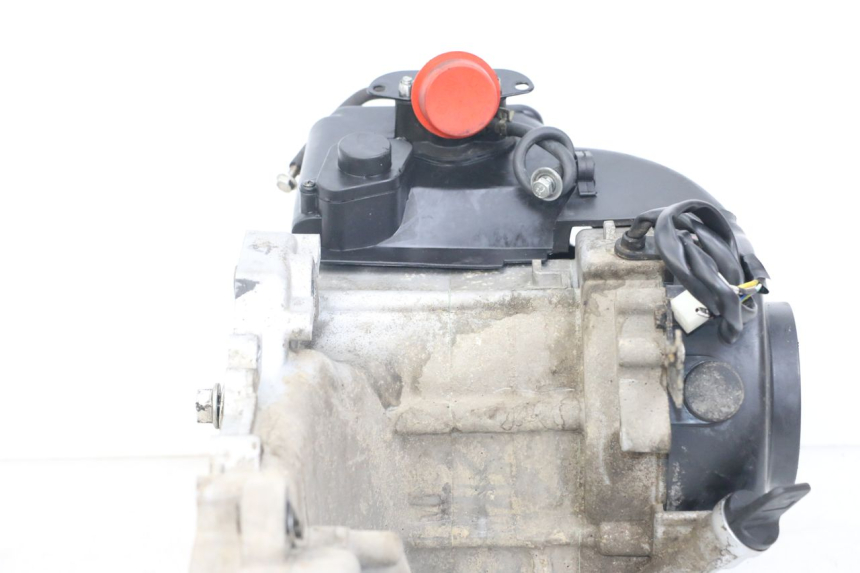 photo de Motor VASTRO STREET X 4T 50 (2016 - 2021) - Estado de la superficie y material