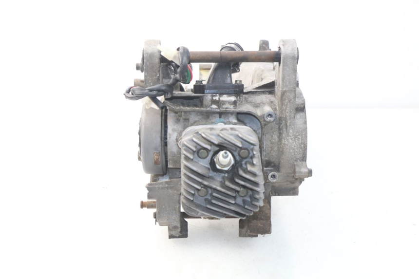 photo de MOTOR PEUGEOT STREETZONE 2T 50 (2014 - 2019) - Características distintivas