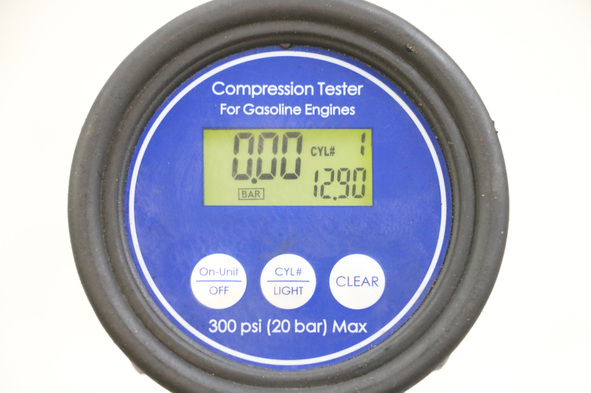 photo de MOTOR SUZUKI BURGMAN 125 (2007 - 2014) - Inspección visual detallada