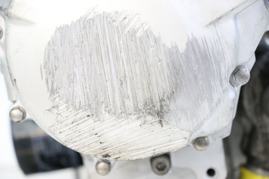 photo de MOTOR SUZUKI GSX F GSXF 650 (2007 - 2015) - Zoom sobre los componentes