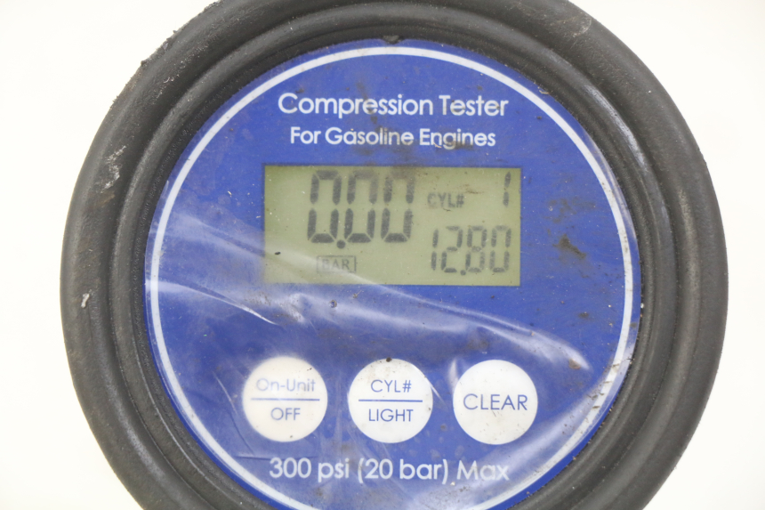 photo de MOTOR SUZUKI SV S 650 (1999 - 2002) - Inspección visual detallada