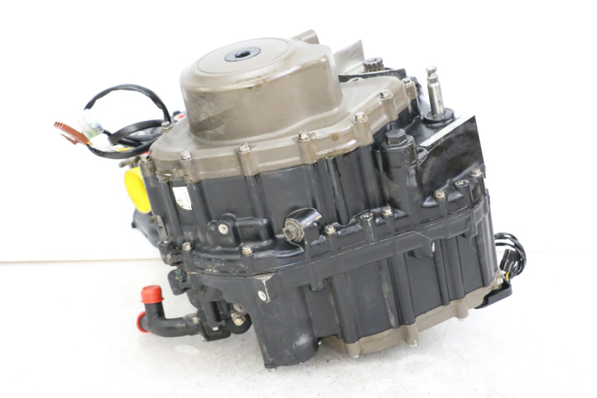 photo de MOTOR HUSQVARNA SVARTPILEN 401 (2018 - 2023) - Zoom estado de uso