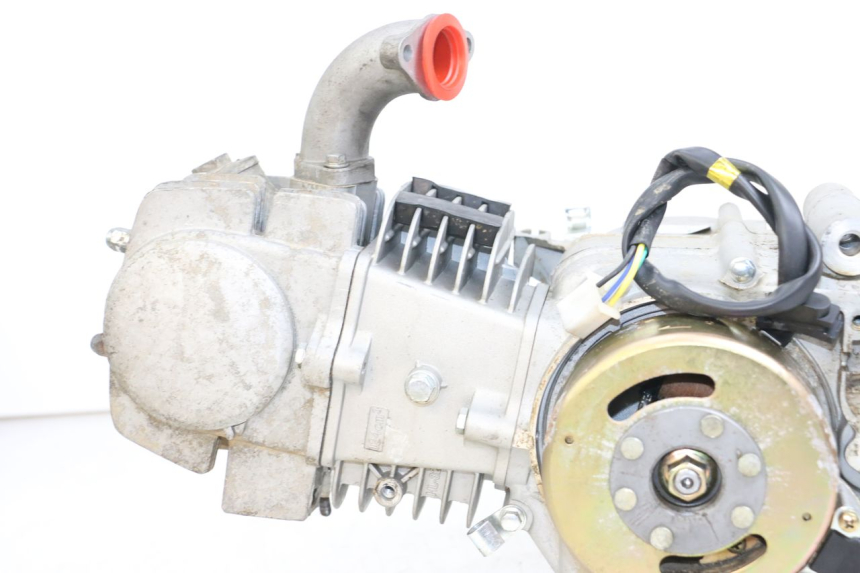 photo de MOTOR MINI MX SX 125 - Características distintivas