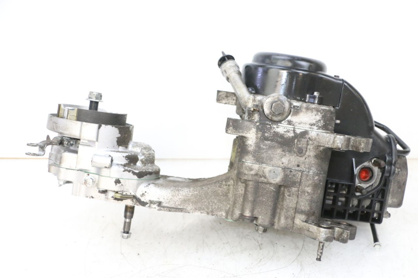 photo de MOTOR NECO TEMPO 4T 50 (2022 - 2026) - Estado de la superficie y material