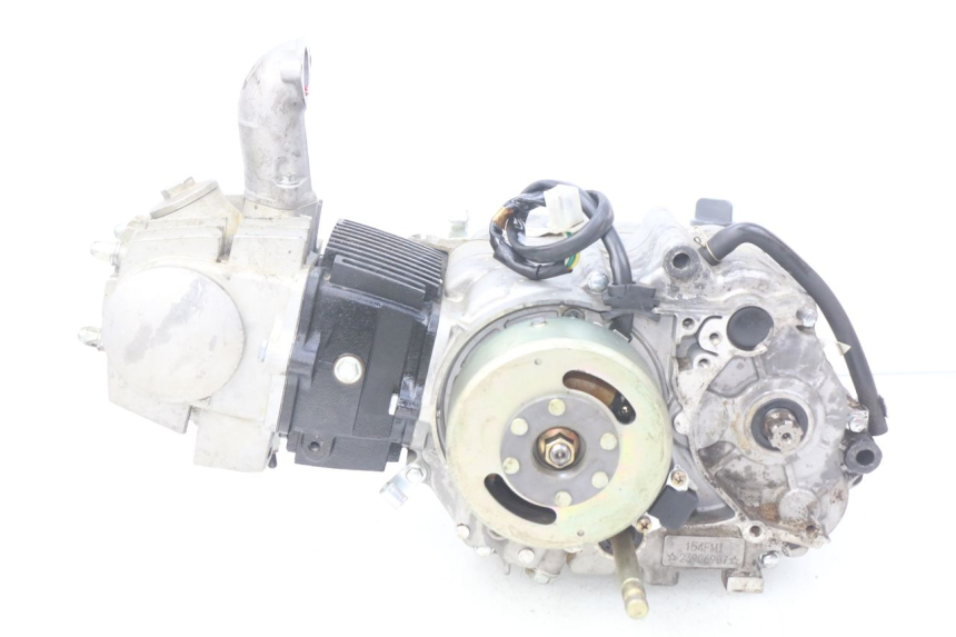 photo de MOTOR NITRO MOTORS THUNDER 125 - Características distintivas