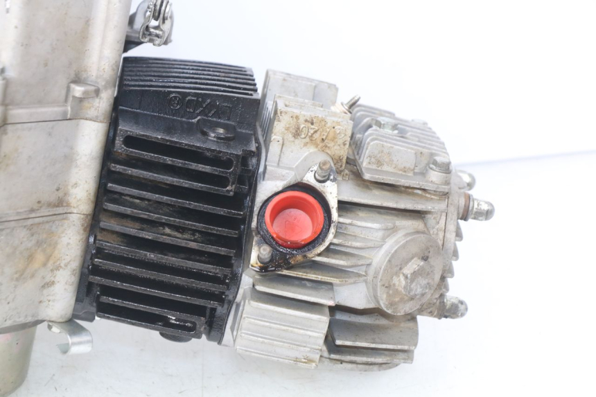 photo de MOTOR NITRO MOTORS THUNDER 125 - Otra perspectiva