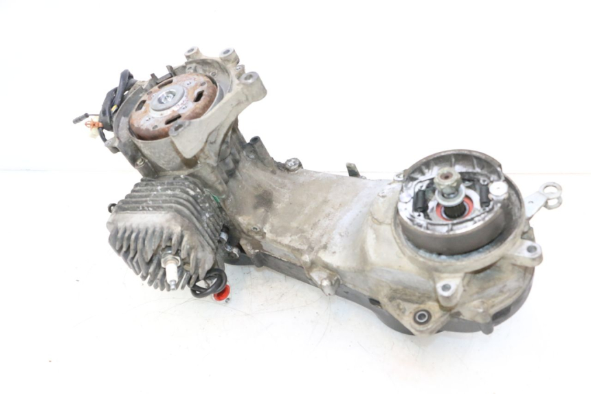 photo de MOTOR PEUGEOT TKR TREKKER FURIOUS 50 (2005 - 2014) - Detalle de la pieza