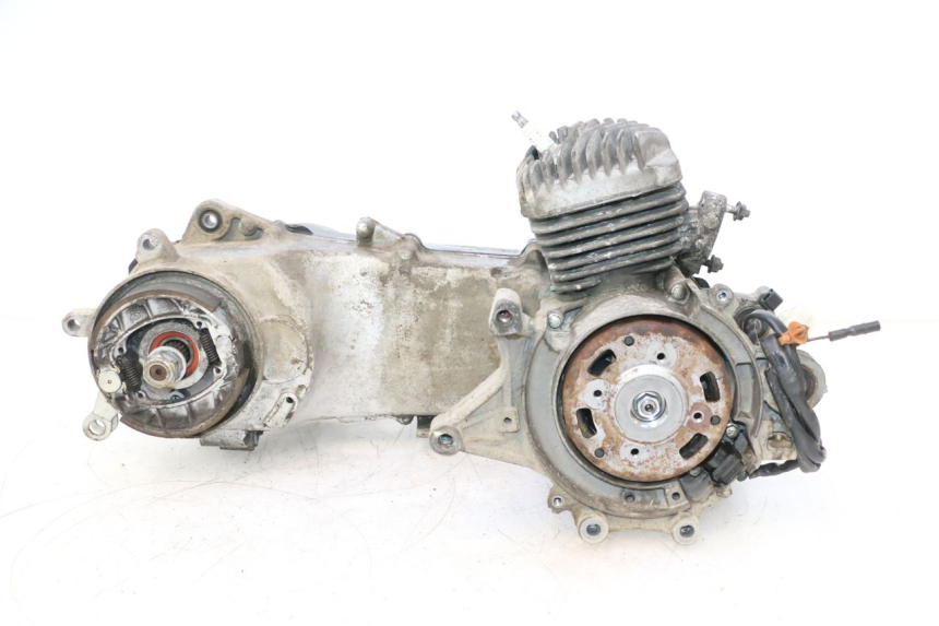 photo de MOTOR PEUGEOT TKR TREKKER FURIOUS 50 (2005 - 2014) - Zoom sobre los componentes