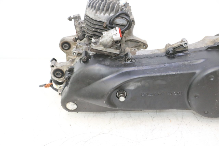 photo de MOTOR PEUGEOT TKR TREKKER FURIOUS 50 (2005 - 2014) - Ángulo de visión alternativo