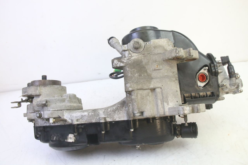 photo de MOTOR SUKIDA TOP 1 50 (2003 - 2010) - Primer plano de alta resolución