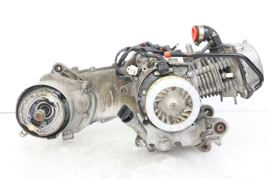 photo de MOTOR BAOTIAN TRAVEL SPIRIT 50 (2010 - 2012) - Zoom sobre los componentes