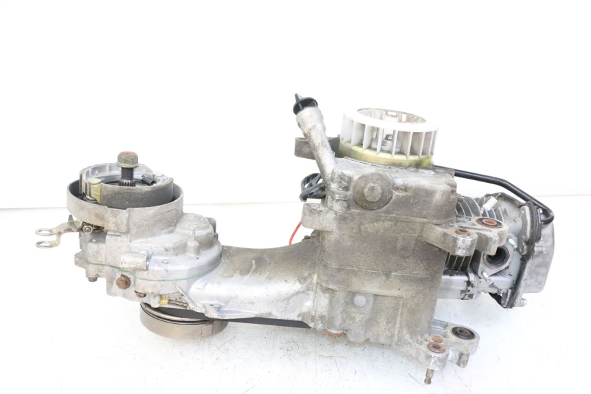 photo de MOTOR BAOTIAN TRAVEL SPIRIT 50 (2010 - 2012) - Otra perspectiva