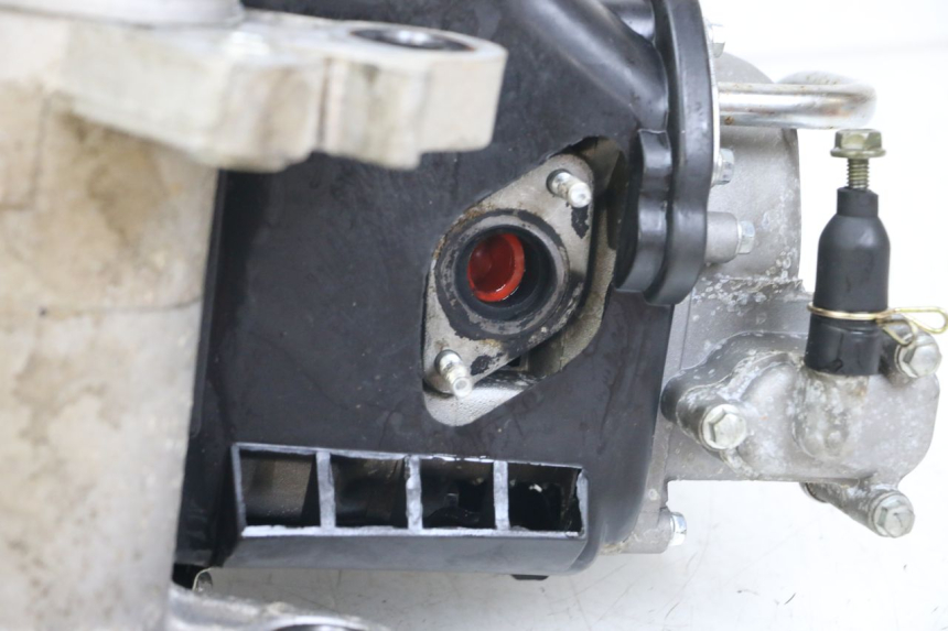 photo de MOTOR BAOTIAN TRAVEL SPIRIT 50 (2010 - 2012) - Otra perspectiva