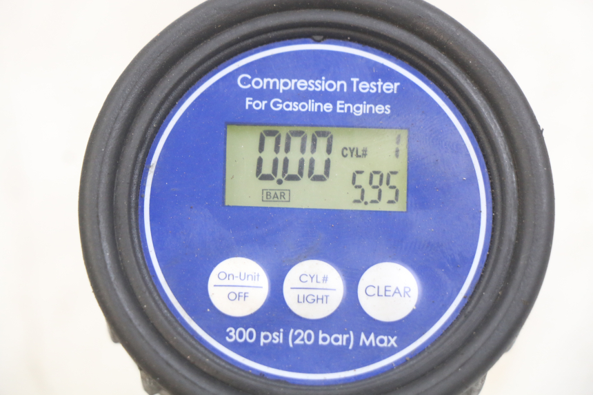 photo de MOTOR PEUGEOT TREKKER 50 (1998 - 2004) - Inspección visual detallada