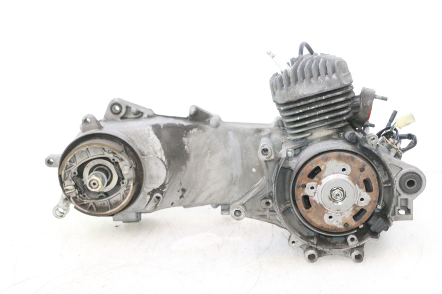 photo de MOTOR PEUGEOT TREKKER 50 (1995 - 2004) - Zoom sobre los componentes