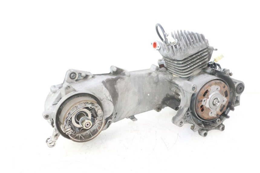 photo de MOTOR PEUGEOT TREKKER 50 (1995 - 2004) - Primer plano de alta resolución