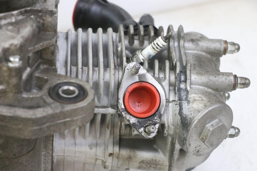 photo de MOTOR PEUGEOT TWEET 4T 50 (2014 - 2019) - Zoom estado de uso