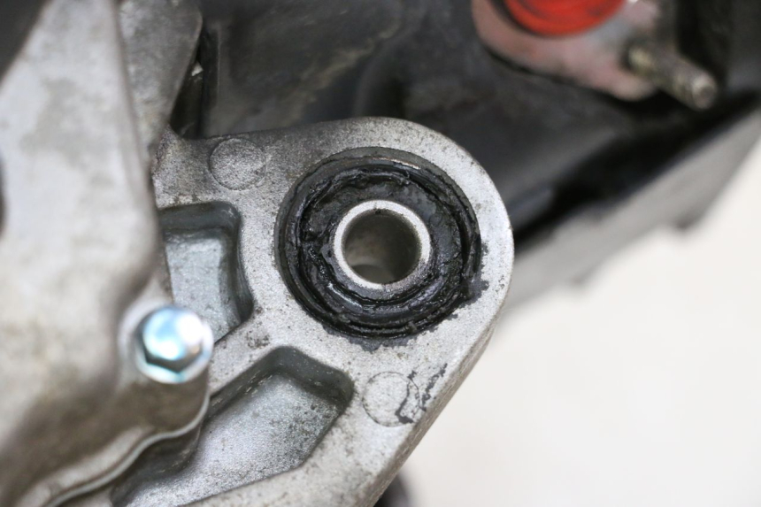 photo de MOTOR PEUGEOT TWEET PRO CARGO 50 (2018 - 2022) - Enfoque en la estructura