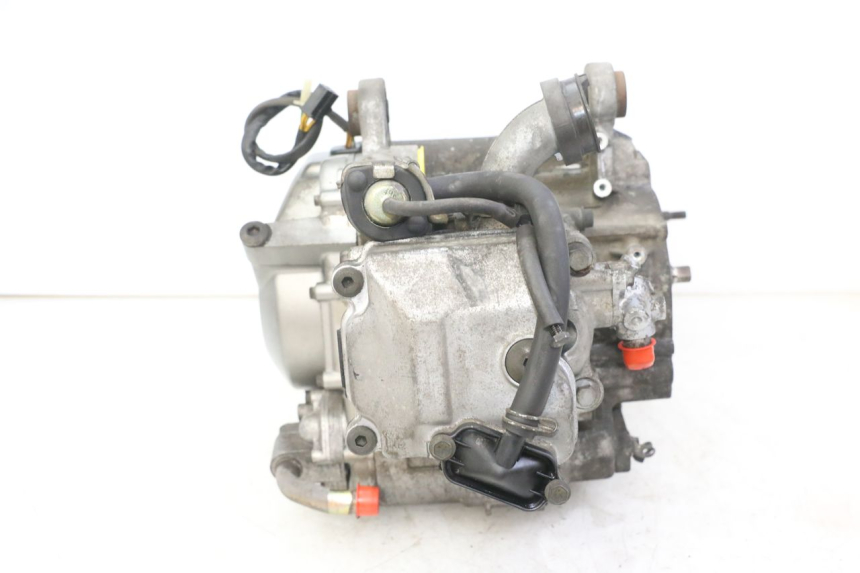 photo de MOTOR SUZUKI UH BURGMAN 125 (2002 - 2006) - Estado de la superficie y material