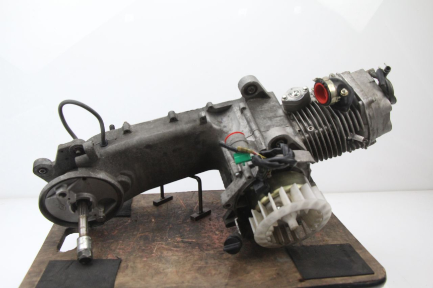 photo de MOTOR REVATTO URBA GT 125 (2007 - 2017) - Estado de la superficie y material