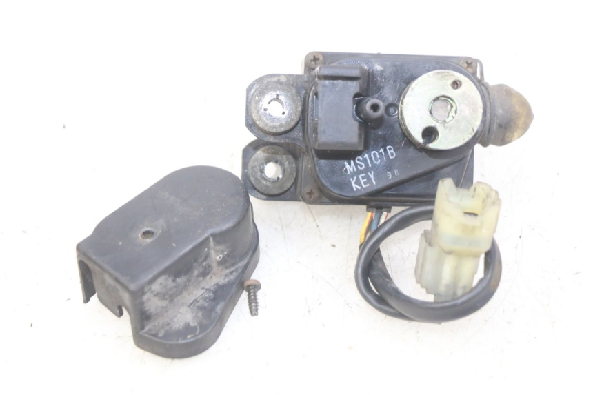 photo de VÁLVULA DE ESCAPE DEL MOTOR HONDA FES PANTHEON 2T 125 (1998 - 2002) - Vista principal