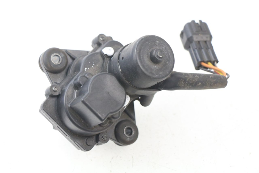 photo de MOTOR VALVULAS ESCAPE DUCATI M796 MONSTER 796 (2010 - 2014) - Zoom estado de uso