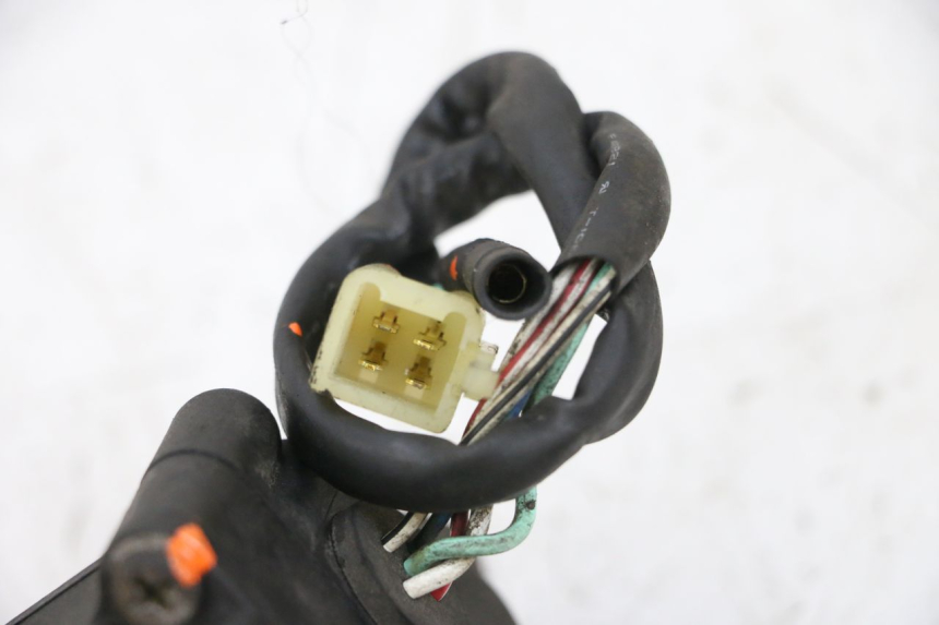 photo de MOTOR VALVULAS ESCAPE HONDA NSR R 125 (1994 - 2003) - Marcados y referencias originales