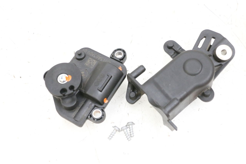 photo de MOTOR VALVULAS ESCAPE BMW R GS 1250 (2021 - 2024) - Estado de la superficie y material