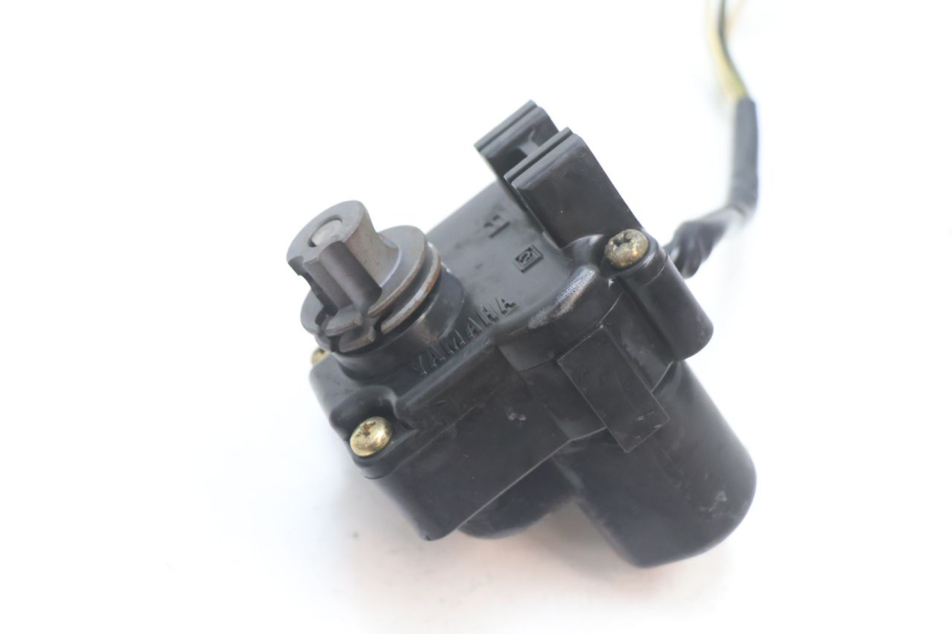 photo de MOTOR VALVULAS ESCAPE YAMAHA YZF R GENESIS 750 (1993 - 1998) - Detalle de la pieza