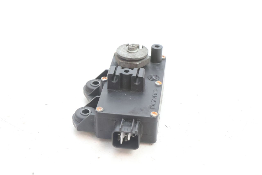 photo de MOTOR VALVULAS ESCAPE YAMAHA YZF R6 600 (2008 - 2009) - Zoom estado de uso