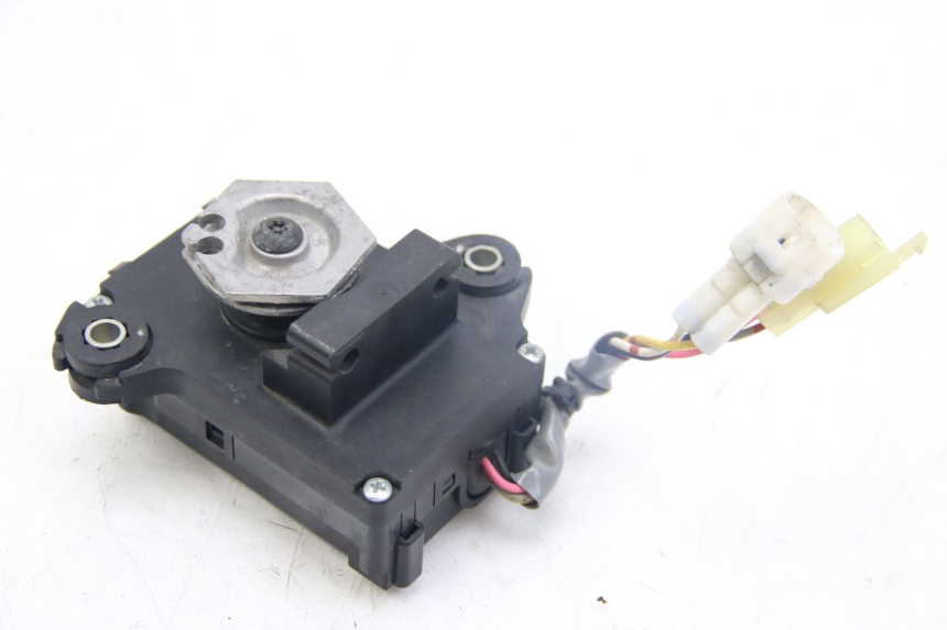 photo de VÁLVULA DE ESCAPE DEL MOTOR KAWASAKI Z ABS 1000 (2014 - 2020) - Detalle de la pieza