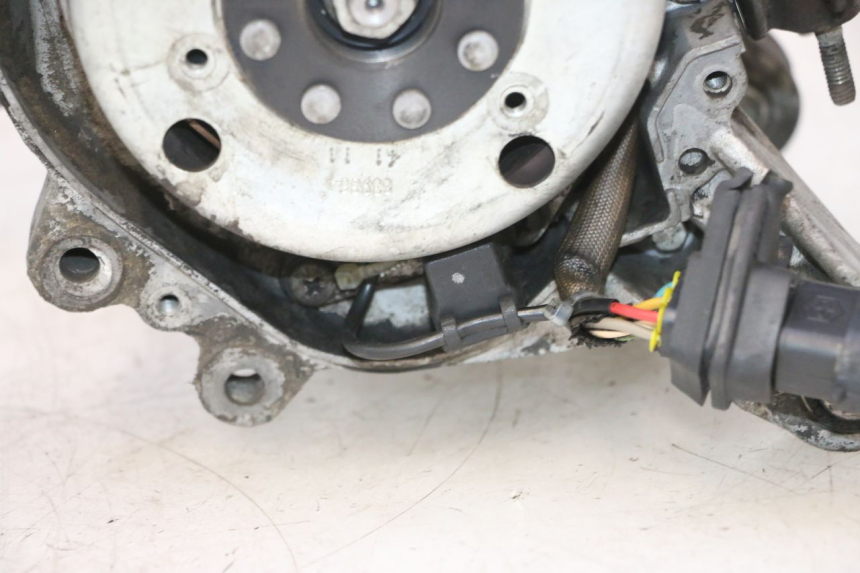 photo de MOTOR PIAGGIO VESPA LX 2T 50 (2005 - 2013) - Ángulo de visión alternativo