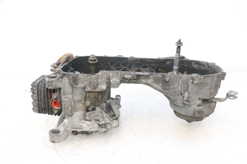 photo de MOTOR PIAGGIO VESPA LX 2T 50 (2005 - 2013) - Estado de la superficie y material