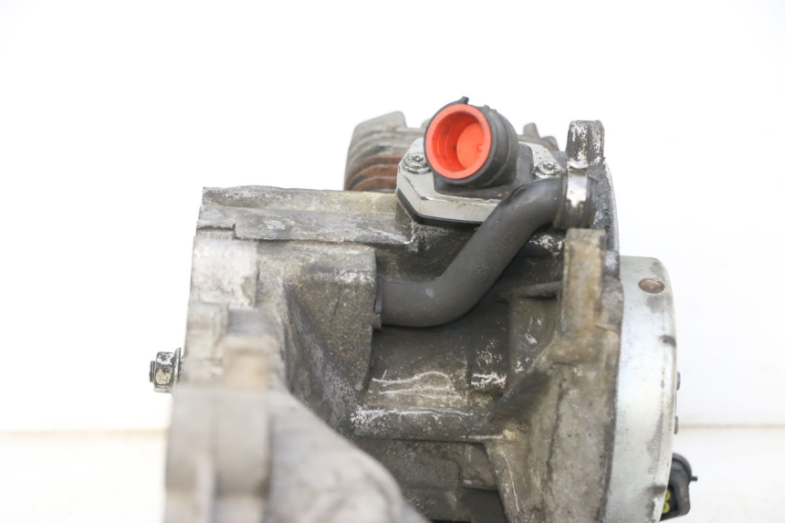 photo de MOTOR PIAGGIO VESPA S 2T 50 (2007 - 2014) - Detalles de los puntos de fijación