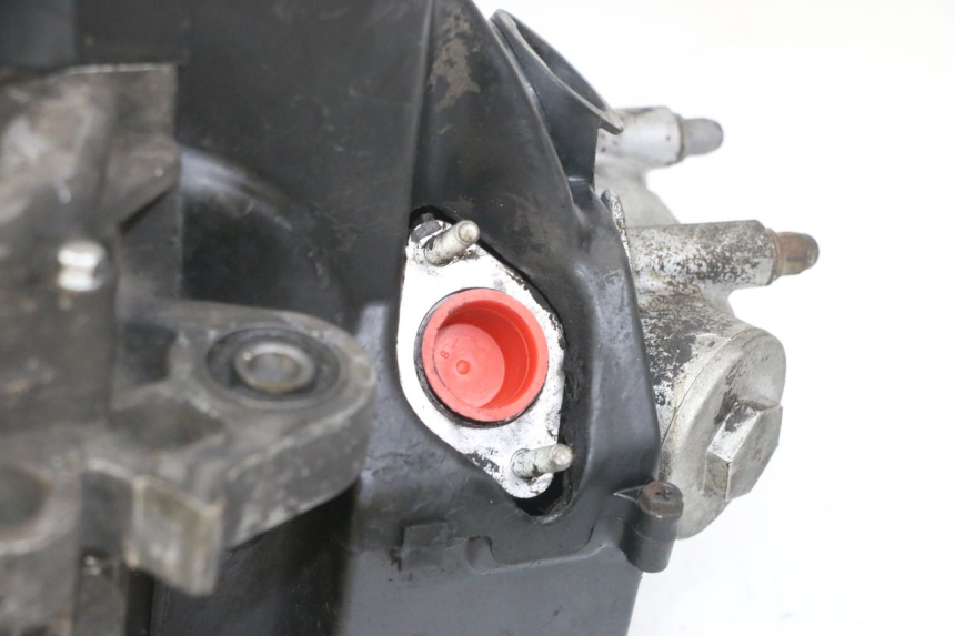 photo de MOTOR PEUGEOT VIVACITY NEW 4T 50 (2008 - 2017) - Detalles de los puntos de fijación