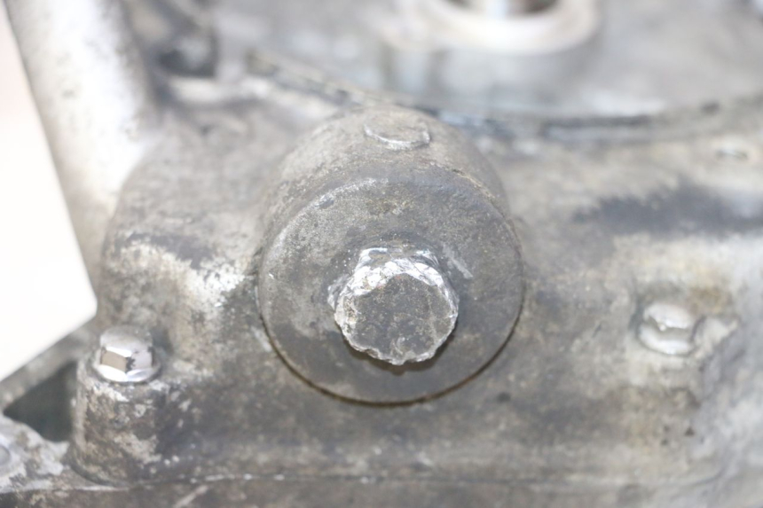 photo de MOTOR PEUGEOT VIVACITY NEW 4T 50 (2008 - 2017) - Otra perspectiva