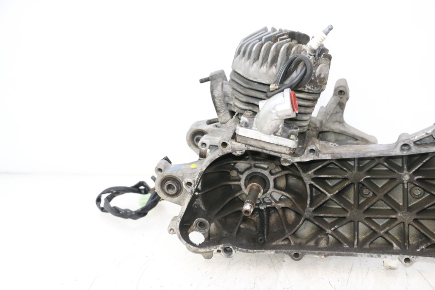 photo de MOTOR PEUGEOT VIVACITY 50 (2004 - 2009) - Zoom estado de uso