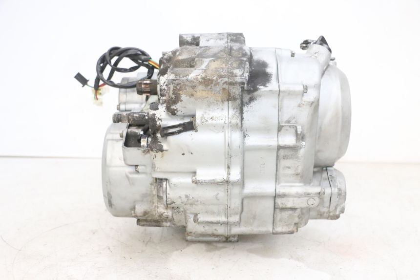 photo de MOTOR DAELIM VJ ROADWIN FI 125 (2008 - 2017) - Enfoque en la estructura