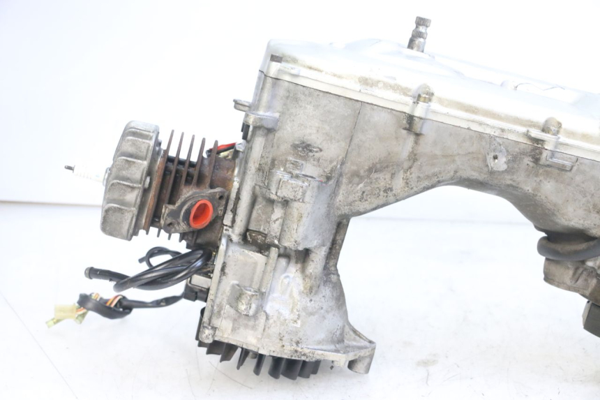 photo de MOTOR YAMAHA WHY 50 (1998 - 2000) - Detalles de los puntos de fijación