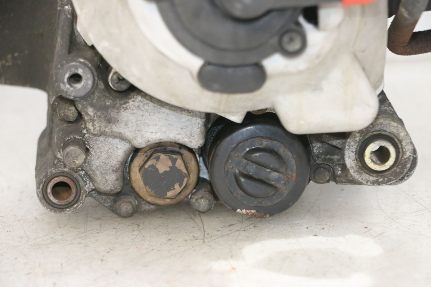 photo de MOTOR PIAGGIO X8 125 (2004 - 2007) - Enfoque en la estructura