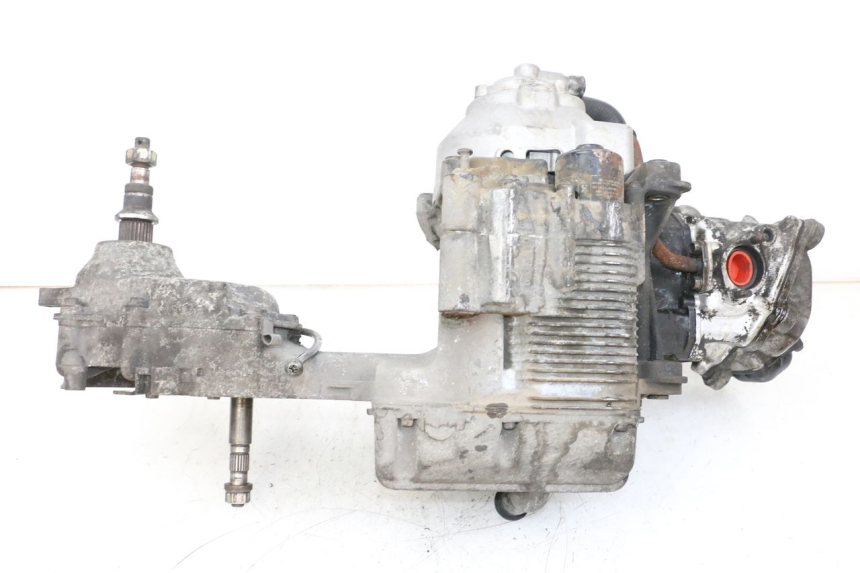 photo de MOTOR PIAGGIO X8 125 (2004 - 2007) - Primer plano técnico
