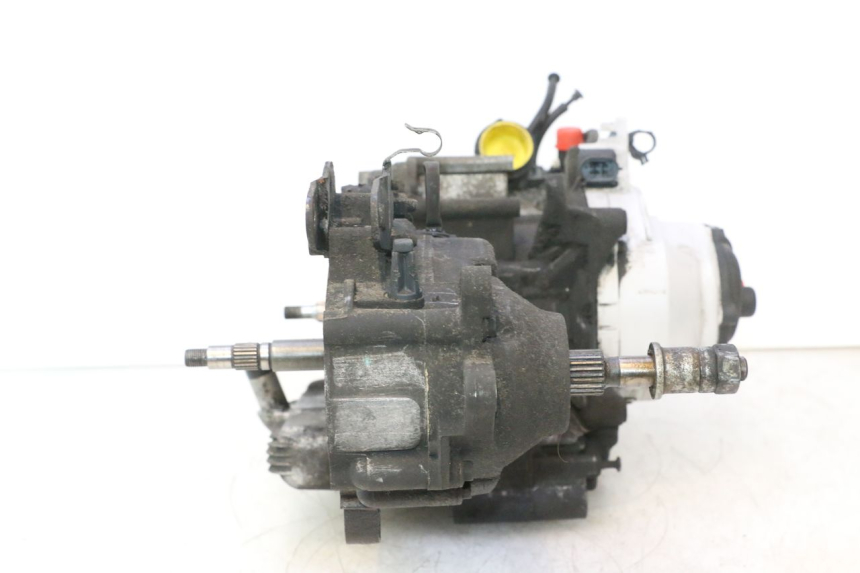 photo de MOTOR PIAGGIO X9 AMALFI 180 (2000 - 2003) - Ángulo de visión alternativo