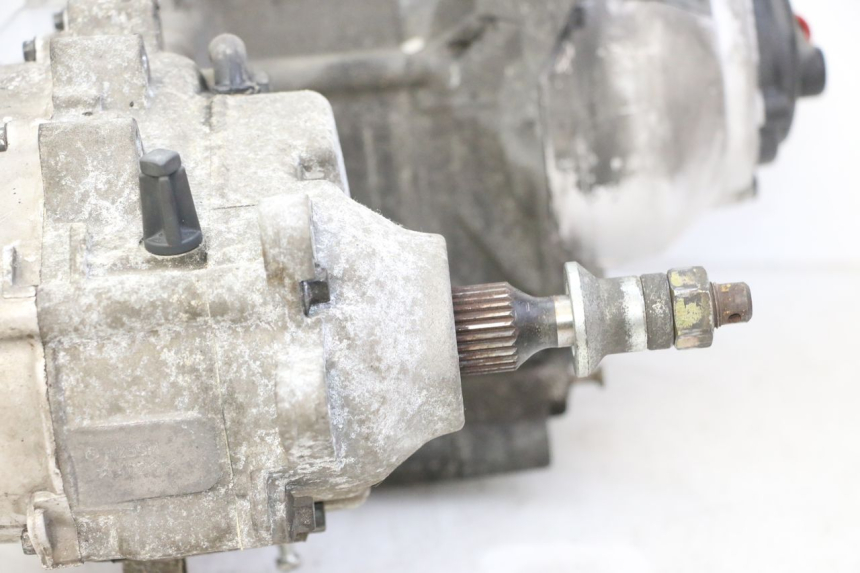 photo de MOTOR PIAGGIO X9 EVOLUTION 125 (2003 - 2007) - Detalles de los puntos de fijación