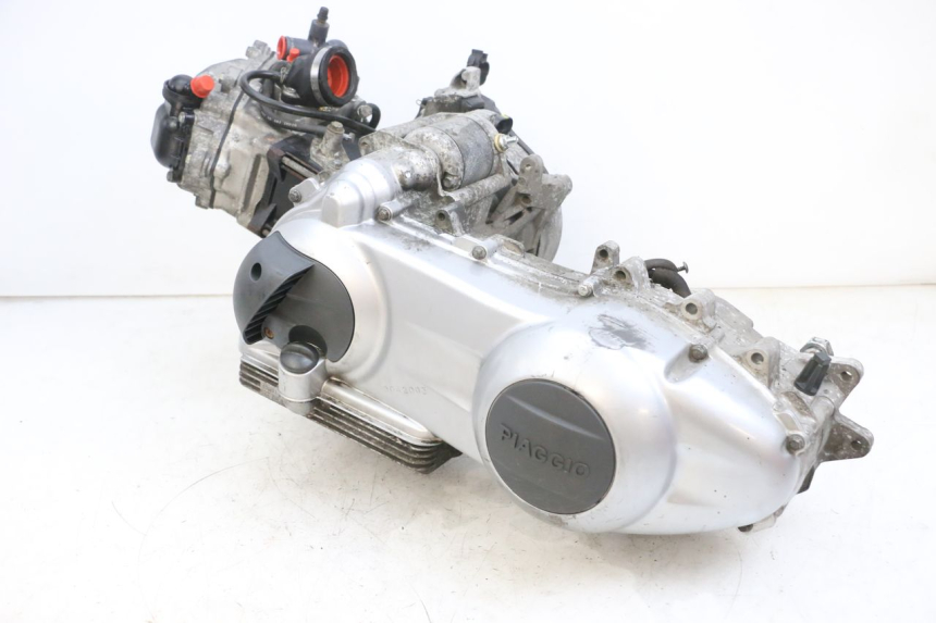 photo de MOTOR PIAGGIO XEVO - X EVO 125 (2007 - 2017) - Detalles de los puntos de fijación