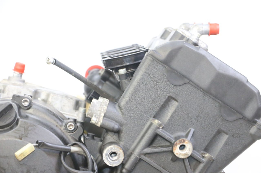 photo de MOTOR YAMAHA XJ6 ABS 600 (2008 - 2016) - Detalles de los puntos de fijación