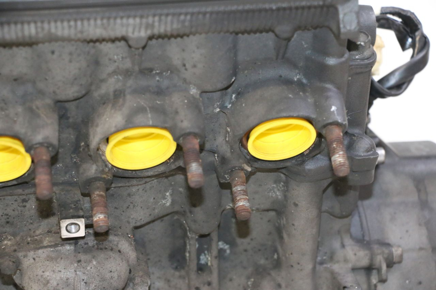 photo de MOTOR YAMAHA XJ6 ABS 600 (2008 - 2016) - Primer plano de alta resolución