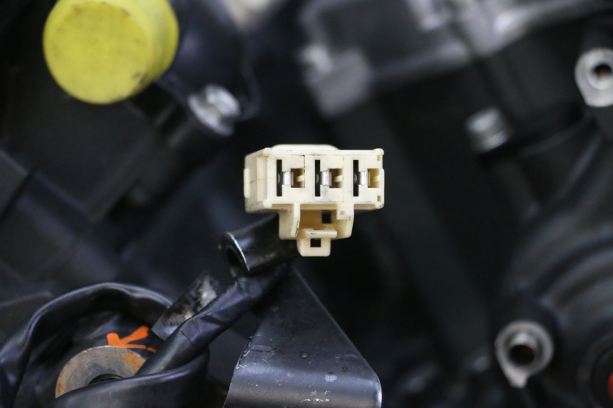 photo de MOTOR YAMAHA XJ6 ABS 600 (2008 - 2016) - Zoom estado de uso