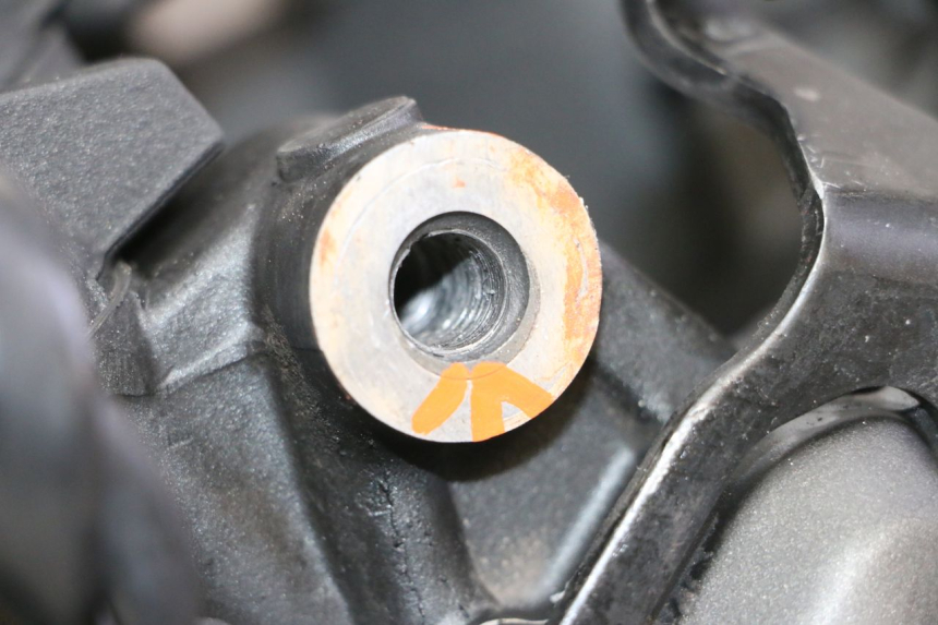 photo de MOTOR YAMAHA XJ6 ABS 600 (2008 - 2016) - Estado de la superficie y material