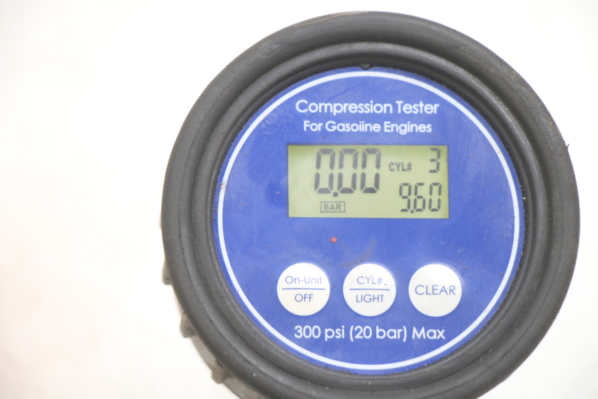 photo de MOTOR YAMAHA XJN DIVERSION 600 (2000 - 2003) - Zoom estado de uso